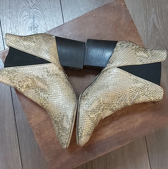 Diane Von Furstenberg booties - Picture 3 of 11